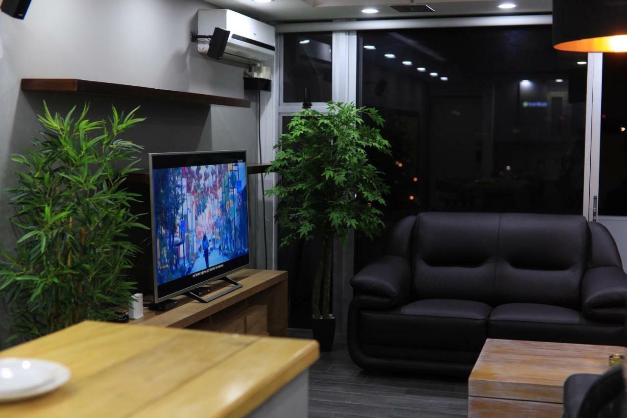 Apartamento Avenida Reforma Ciudad De Guatemala Apartment Luaran gambar