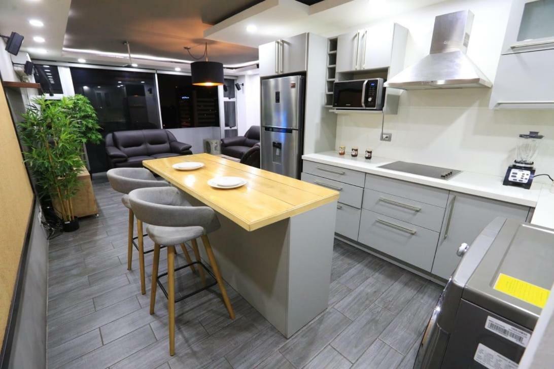 Apartamento Avenida Reforma Ciudad De Guatemala Apartment Luaran gambar