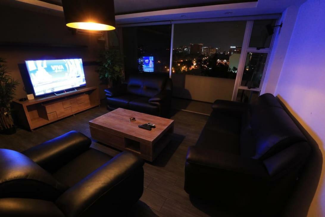 Apartamento Avenida Reforma Ciudad De Guatemala Apartment Luaran gambar